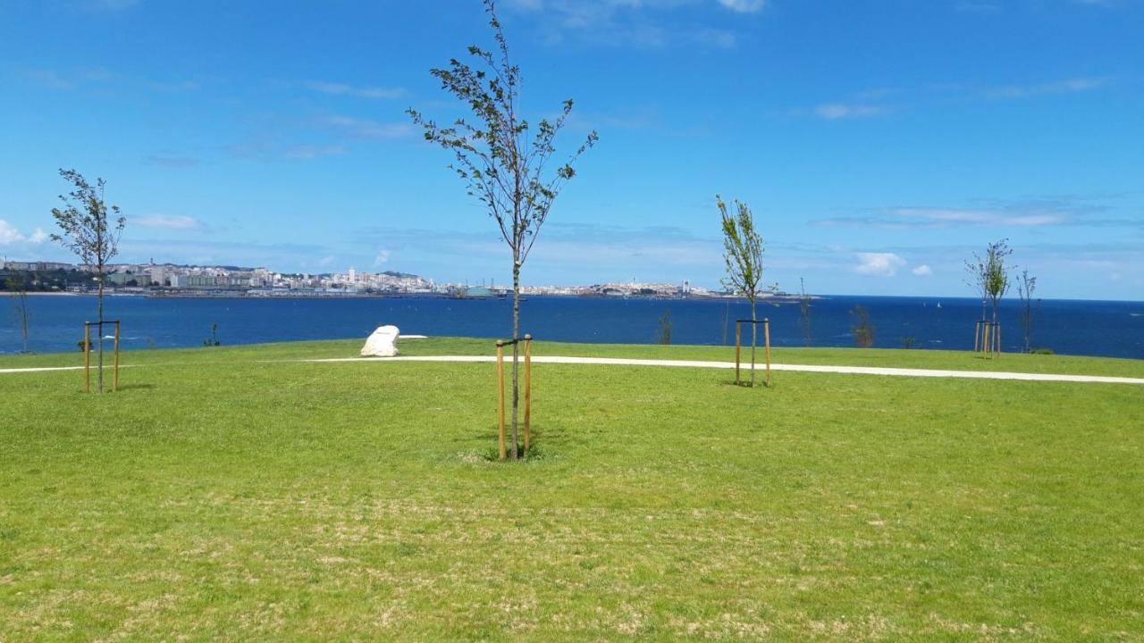 Luminoso Y Acogedor Apartamento En La Playa Oleiros Dış mekan fotoğraf