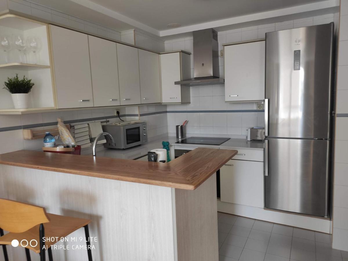Luminoso Y Acogedor Apartamento En La Playa Oleiros Dış mekan fotoğraf
