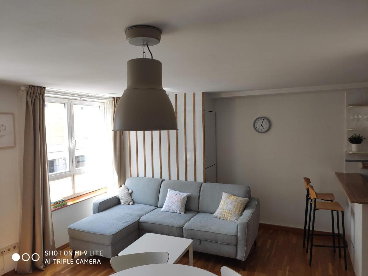 Luminoso Y Acogedor Apartamento En La Playa Oleiros Dış mekan fotoğraf